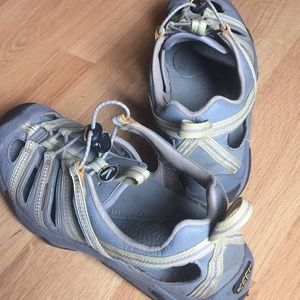Keen Hiking Shoes / Sandals